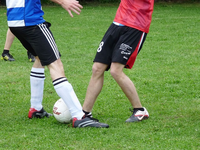 琼斯：打出今晚的防守表现 胜利女神就会眷顾我们 邓恩很有感染力.